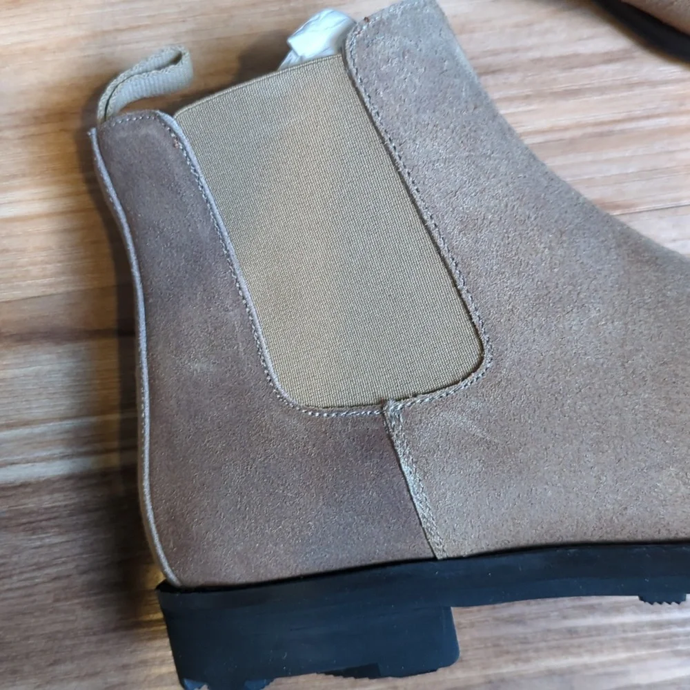 Taft The Drake Boot Gaucho Women's Tan Chelsea‎ Boot New In Box Size 9